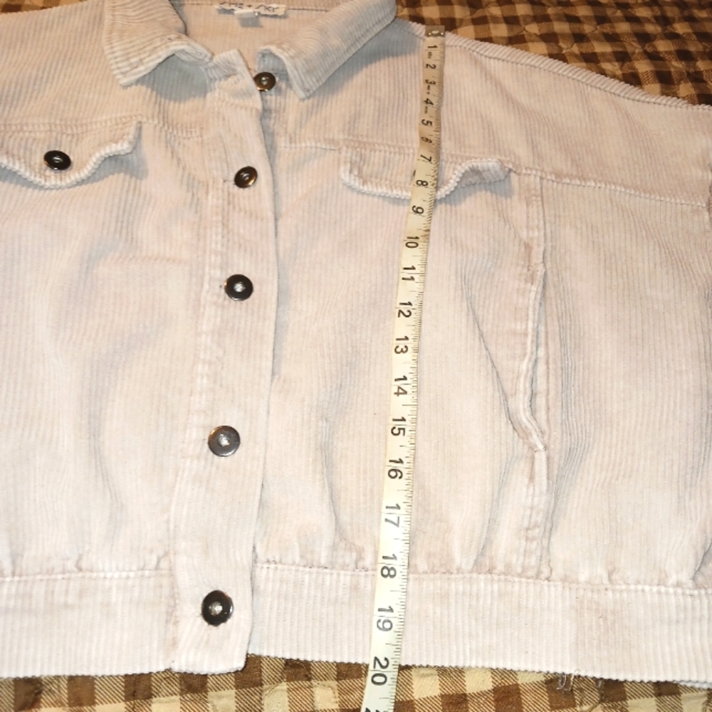 She and Sky Beige Crop Corduroy Balloon Sleeve Jacket - Picture 6 of 12